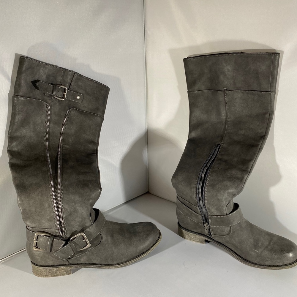 Tall harness buckle boots euc